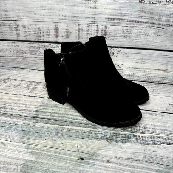 Blondo Women's Liam Waterproof Ankle Boot Black Suede 7.5 - Picture 2 of 5